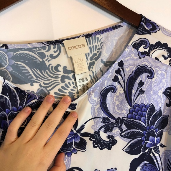 Chico’s size L/XL Floral Kimono - Picture 3 of 3